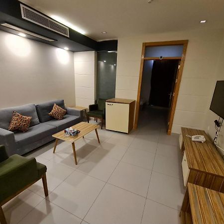 Spar Furnished Hotel الهفوف المظهر الخارجي الصورة